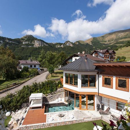 Hotel San Giacomo Spa&Gourmet ブレントーニコ エクステリア 写真